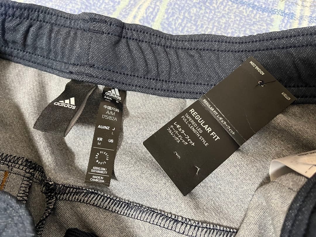 adidasアディダス　24/7 レギュラーフィット AEROREADY デニム