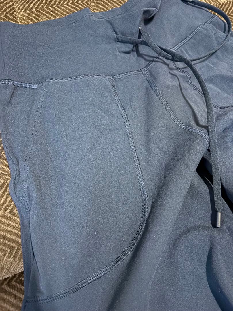 Lululemon Throwback Still パンツ　ネイビー