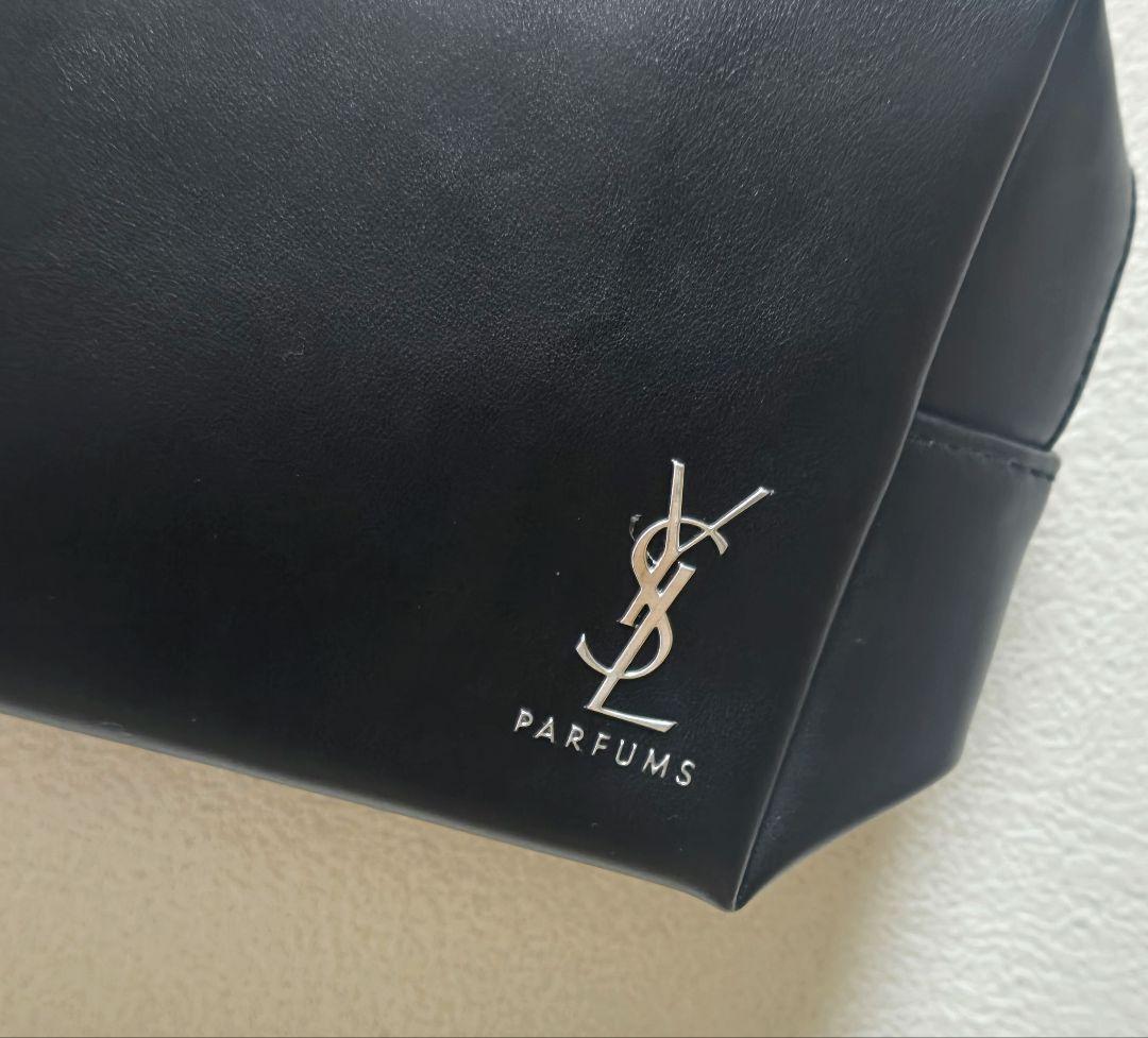 Yves Saint Laurent ノベルティ ショルダーバッグ ブラック