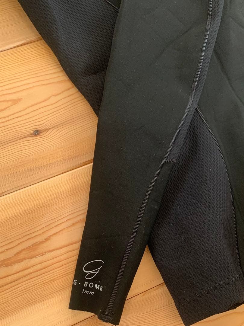 RIP CURL G BOMB 1mm フロントジップジャケット サイズ8