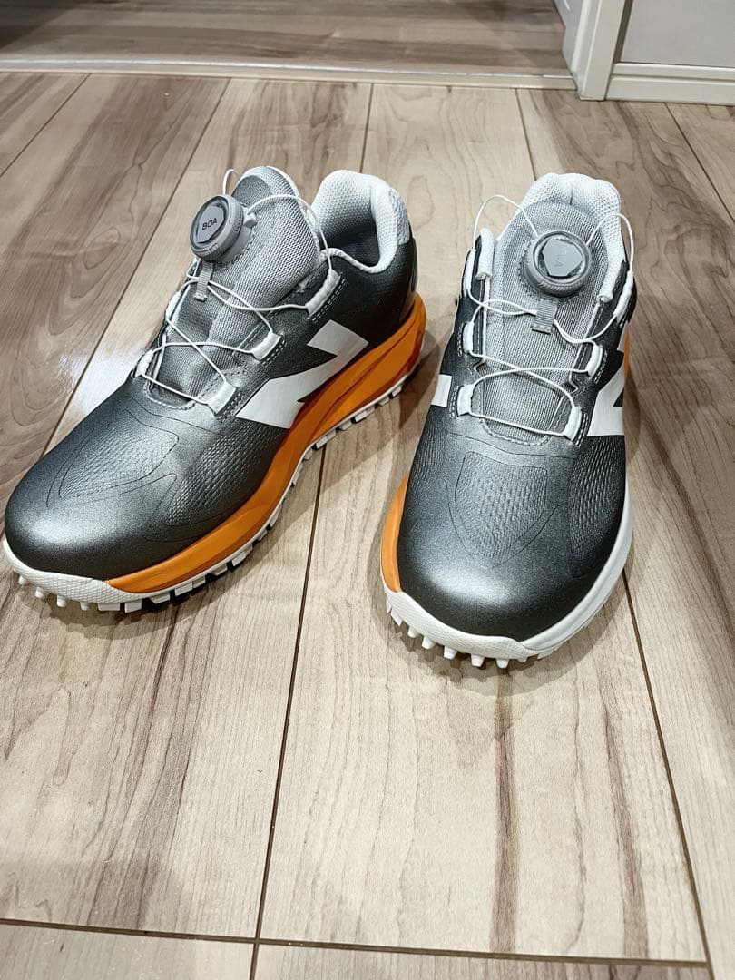 New Balance ゴルフシューズ　グレー/オレンジ