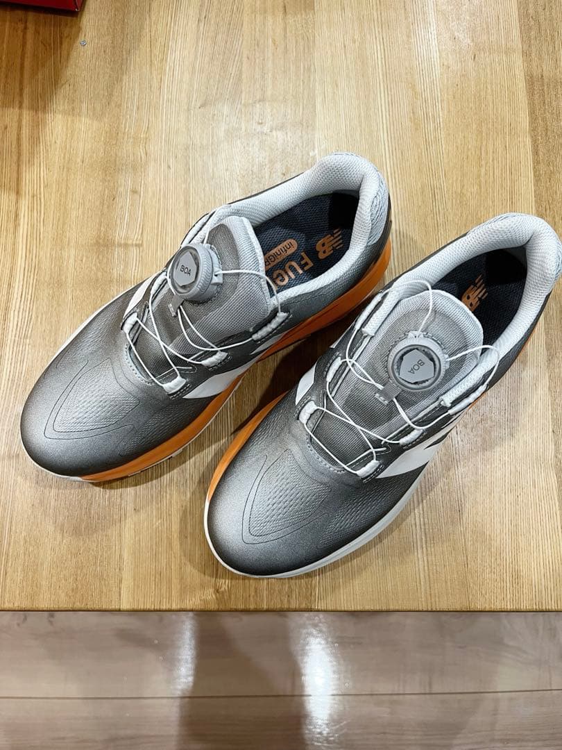 New Balance ゴルフシューズ　グレー/オレンジ