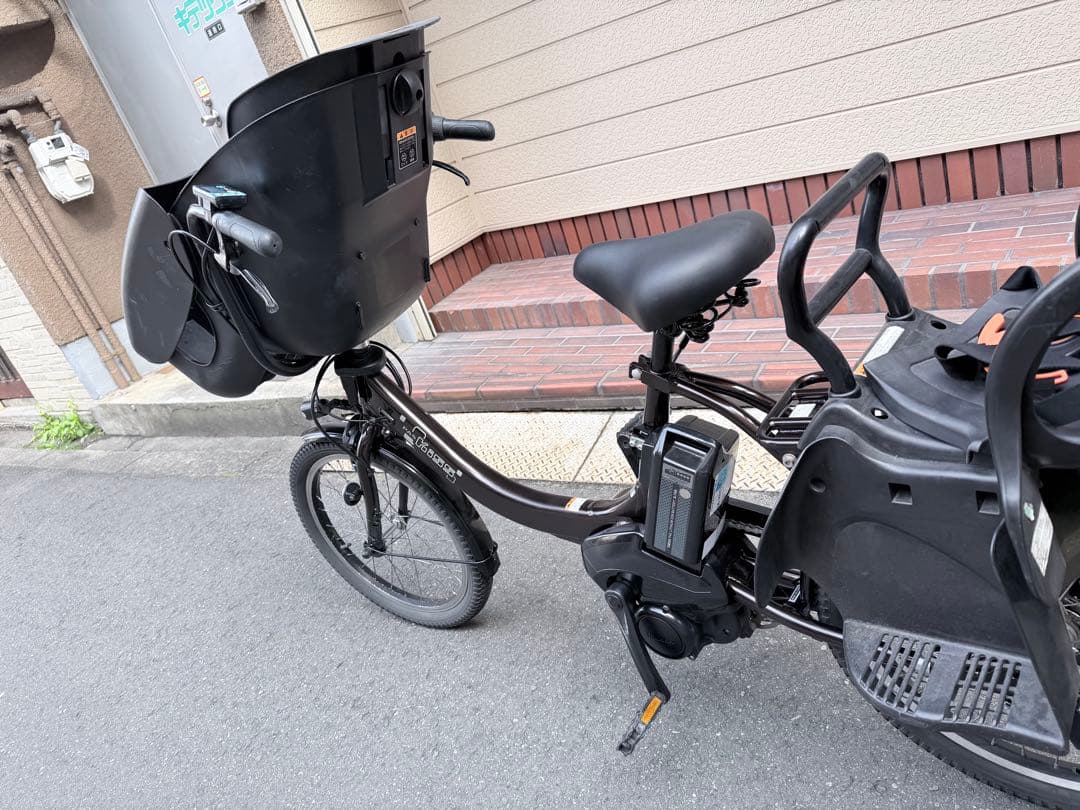 子供乗せ　ヤマハ　電動アシスト自転車 チャイルドシート付き ダークブラウン