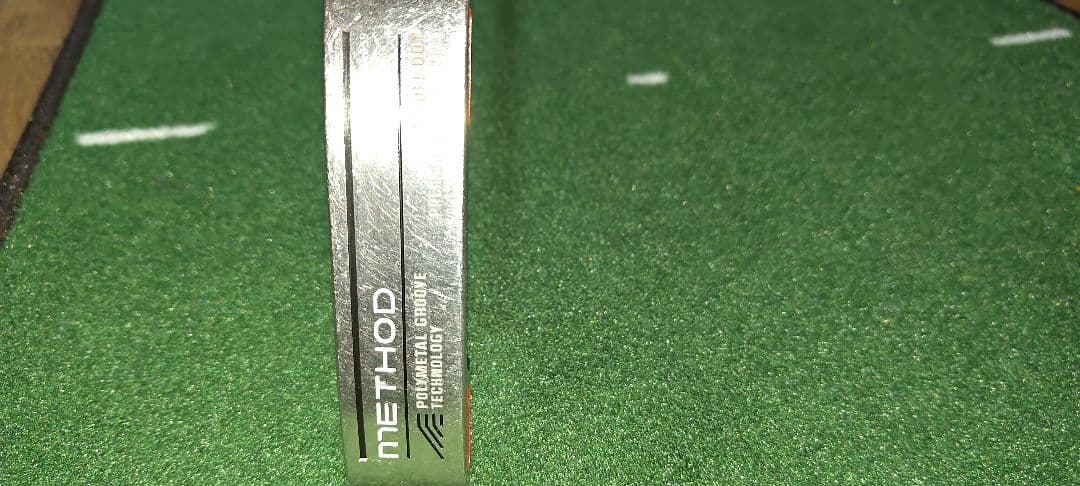 ナイキ　METHOD 001 パター 32.5インチ