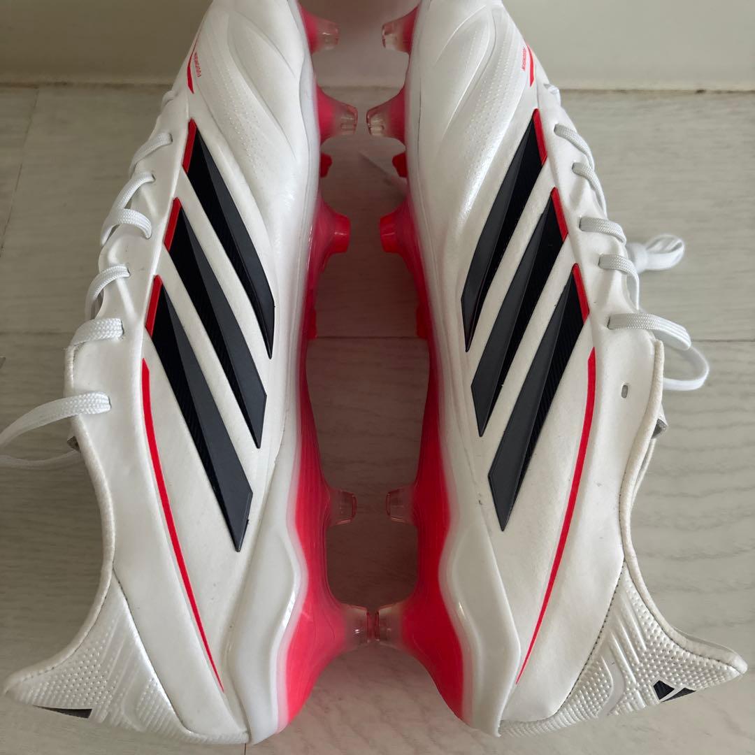 adidas COPAサッカースパイク、TOPモデル