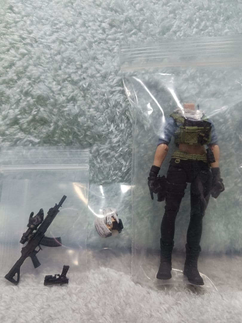デルタフォース 1/18 女性兵士 アクションフィギュア