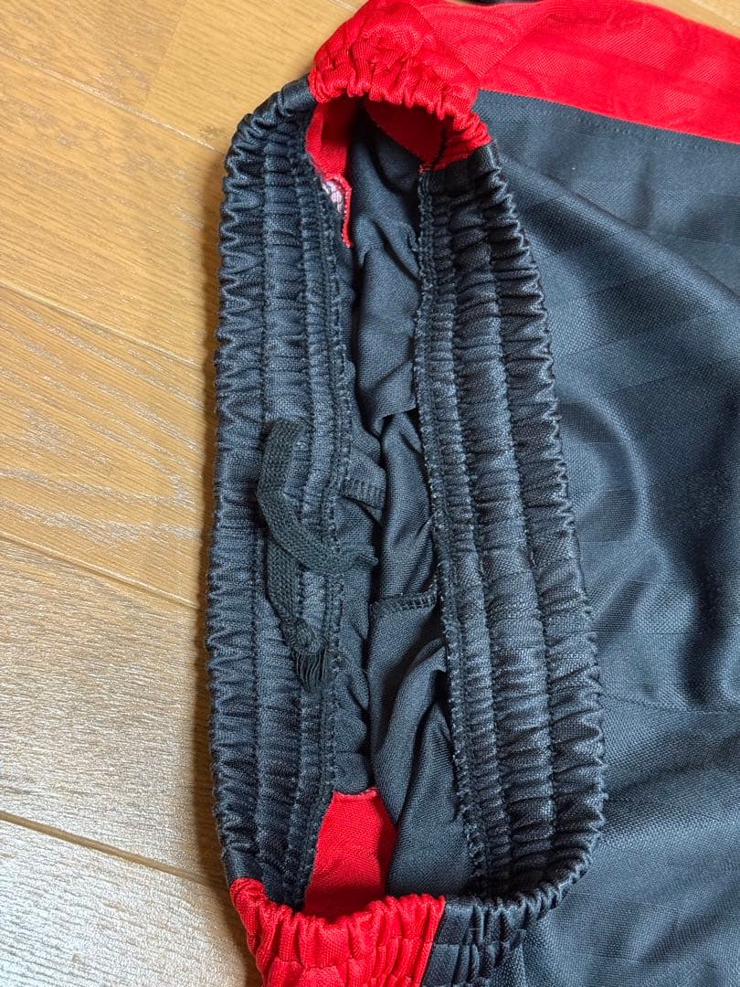 PUMA　プーマ　ジャージ上下　黒×赤　プージャー　プージャ　M・L（説明）