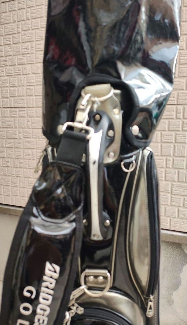 TOUR B キャディバッグ ブラック　エナメル