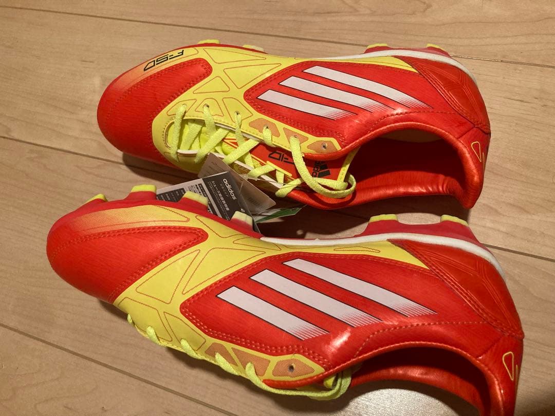 新品未使用　adidas F10 TRX HGサッカースパイクオレンジ/イエロー