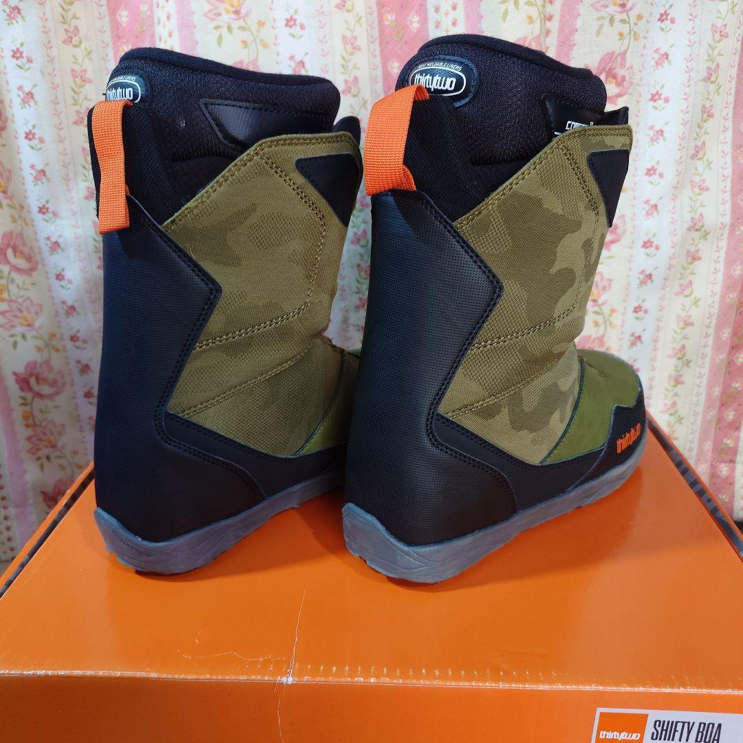 中古　2022-23 THIRTYTWO SHIFTY BOA 軽量25.5cm