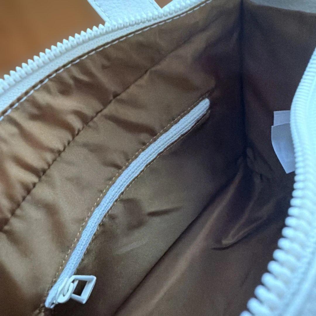 ゴルフラウンドバッグ　adidas ホワイト トートバッグ