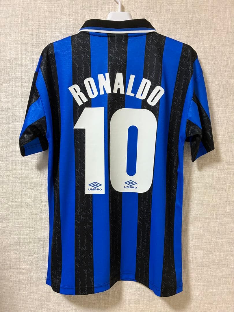 【新品 激レア】アンブロ インテル 97-98  ロナウド No.10