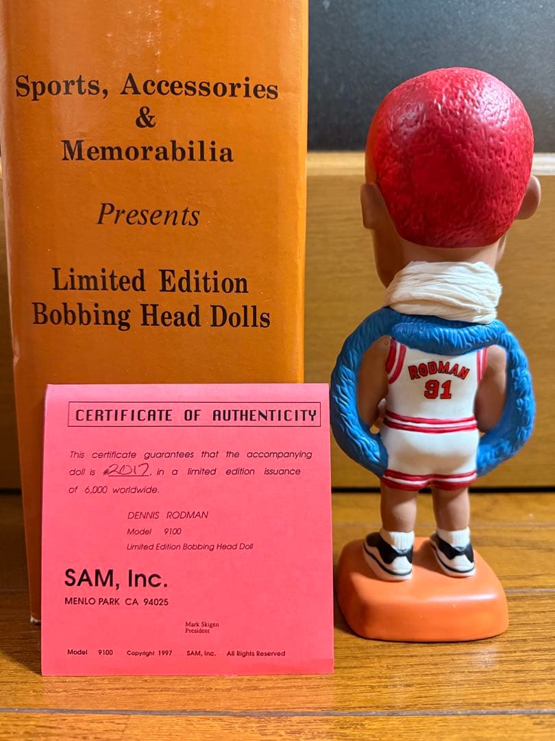 Dennis Rodman レッド 1997 限定6000体