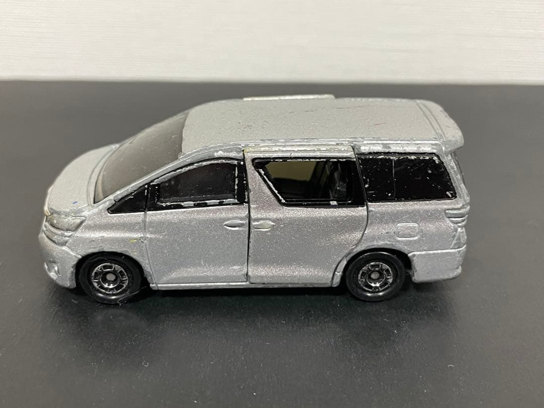 トミカ　廃盤 No.48 トヨタ ヴェルファイア