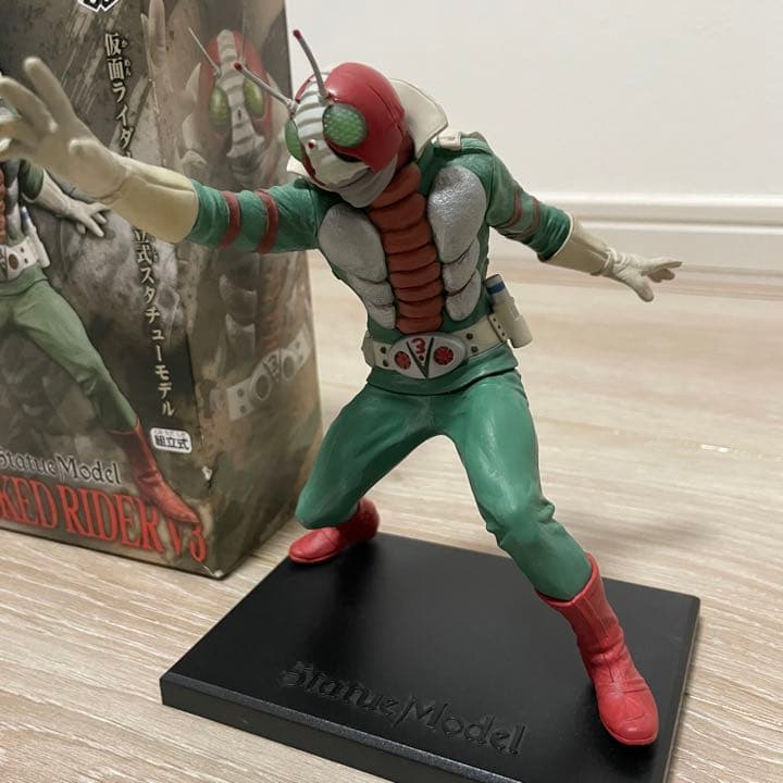 【非売品】仮面ライダーV3 フィギュア
