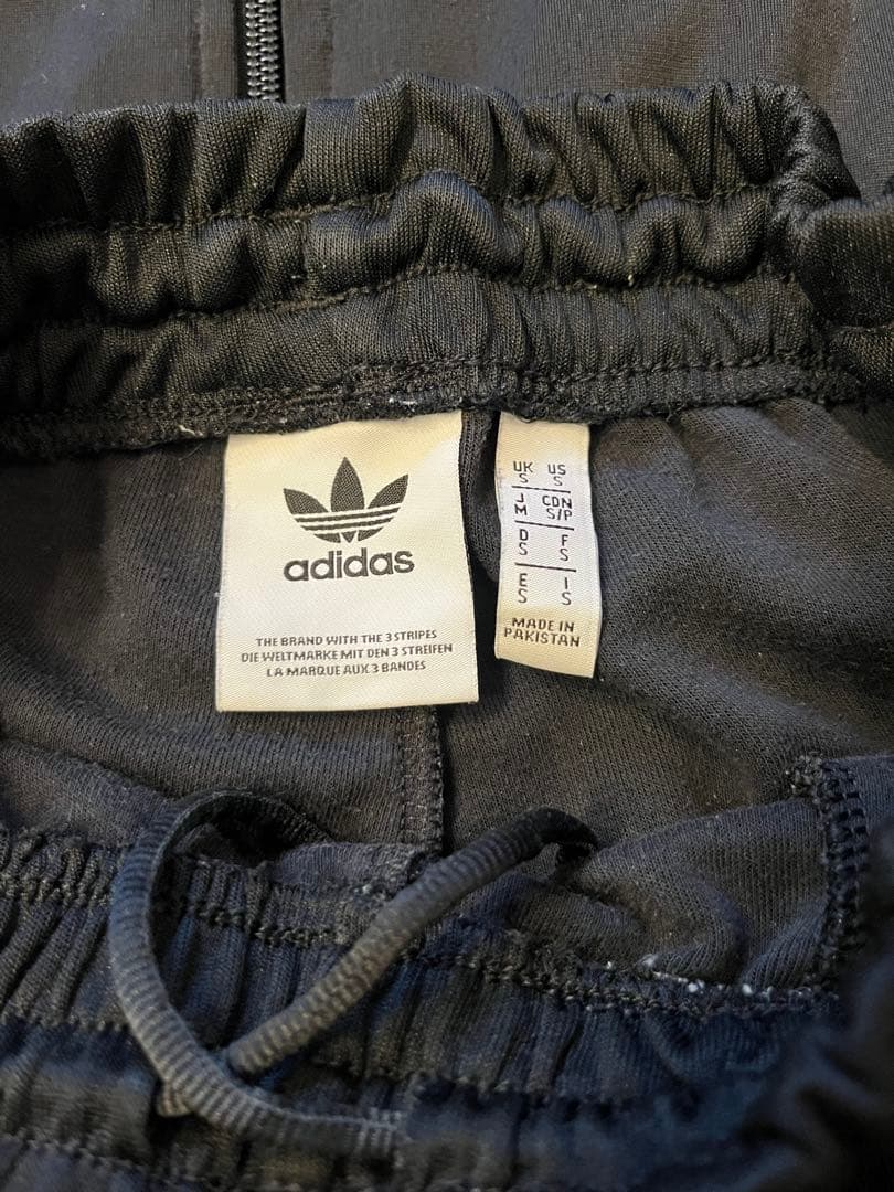 【美品】adidas ブラックジャージ上下セット M