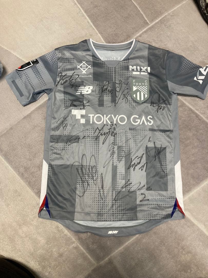 FC東京 New Balance ユニフォーム　150センチ