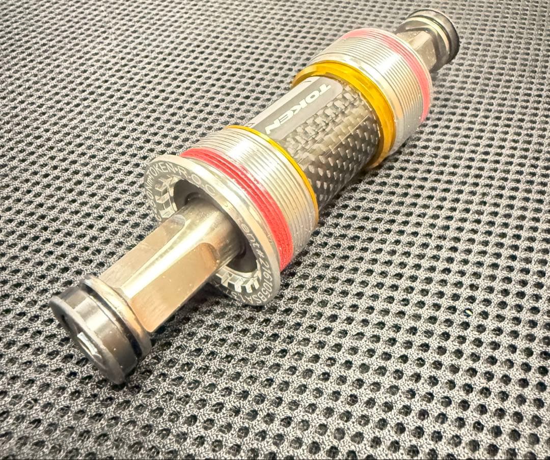 TOKEN TK868TBT スクエアテーパーボトムブラケット 118mmチタン