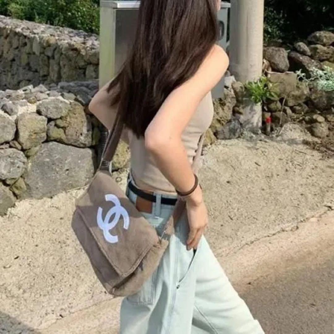 た*た様 CHANEL シャネル ミニバッグ ポーチ チャコールグレー×ホワイト