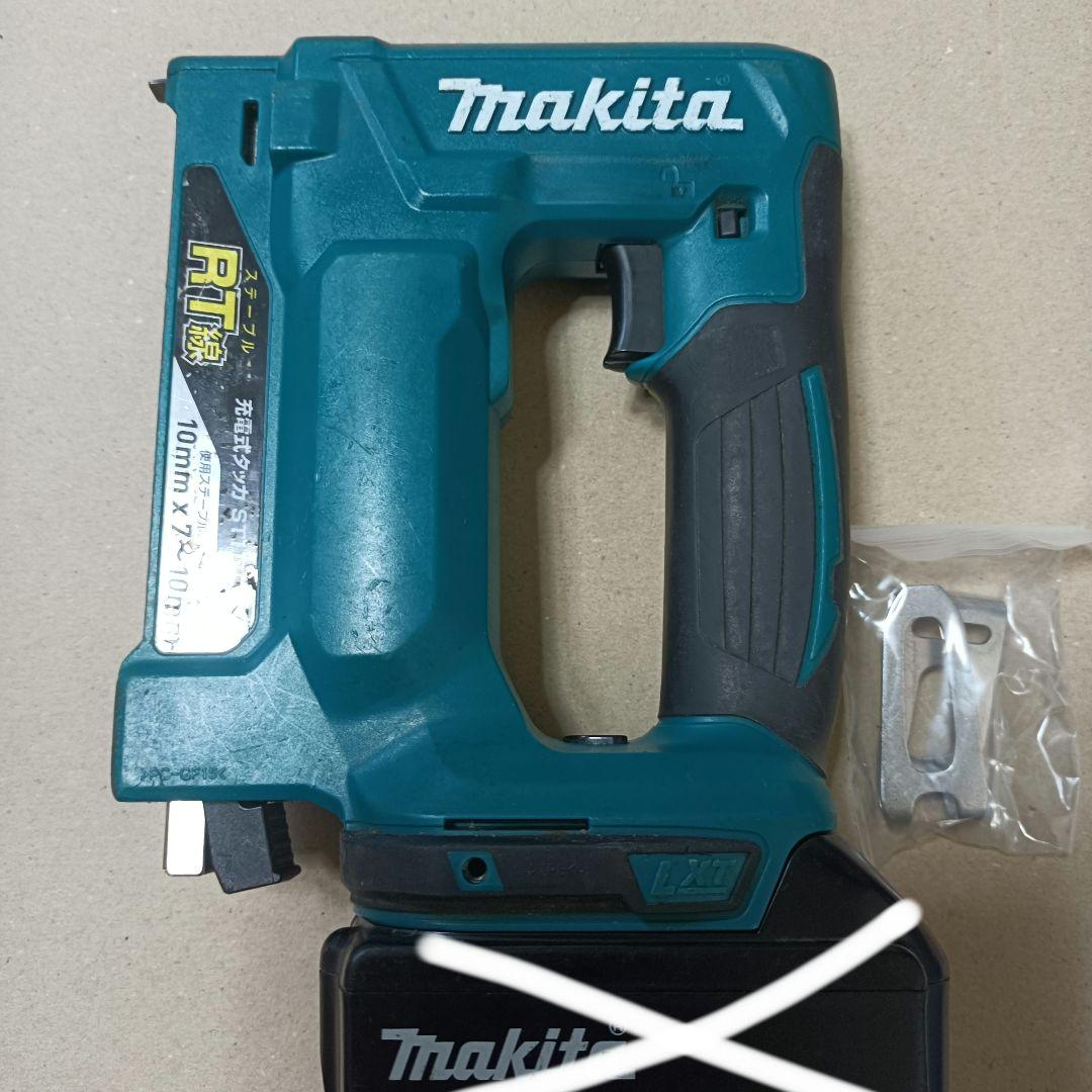 マキタ ST111D 14.4v RT線 10mm タッカ makita