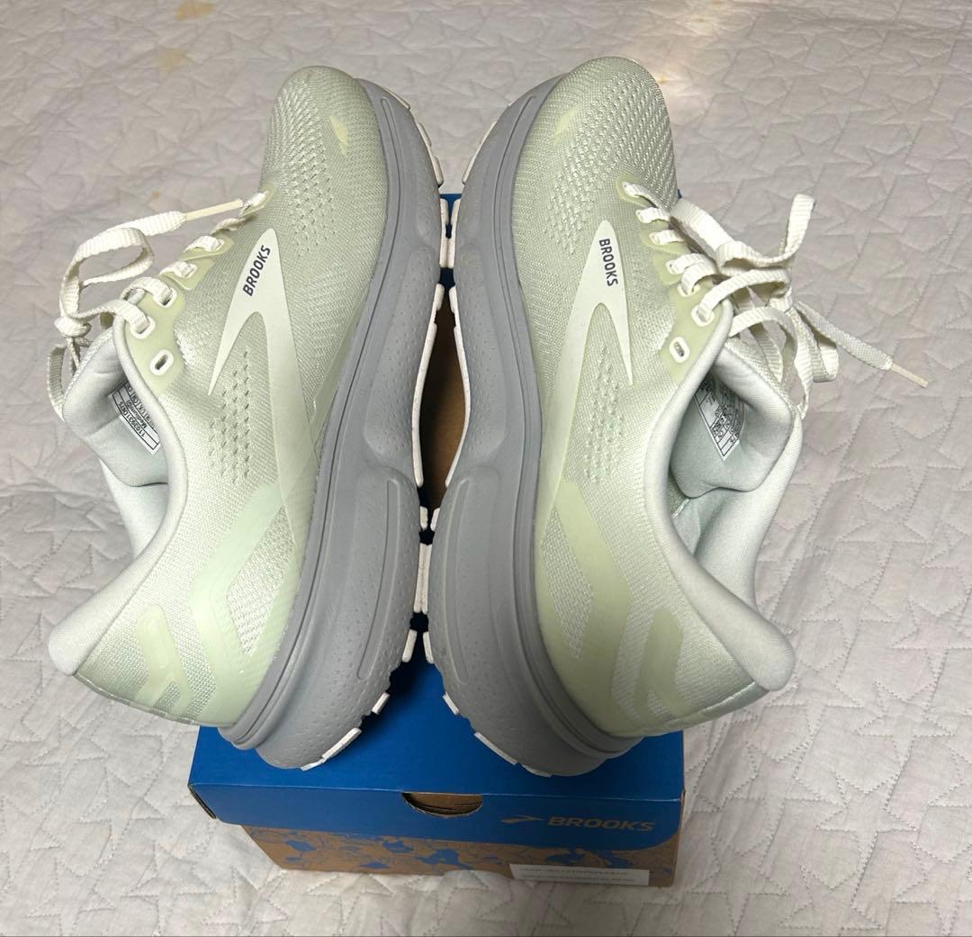 BROOKS Ghost 15 ランニングシューズ 26.5cm サックス　青
