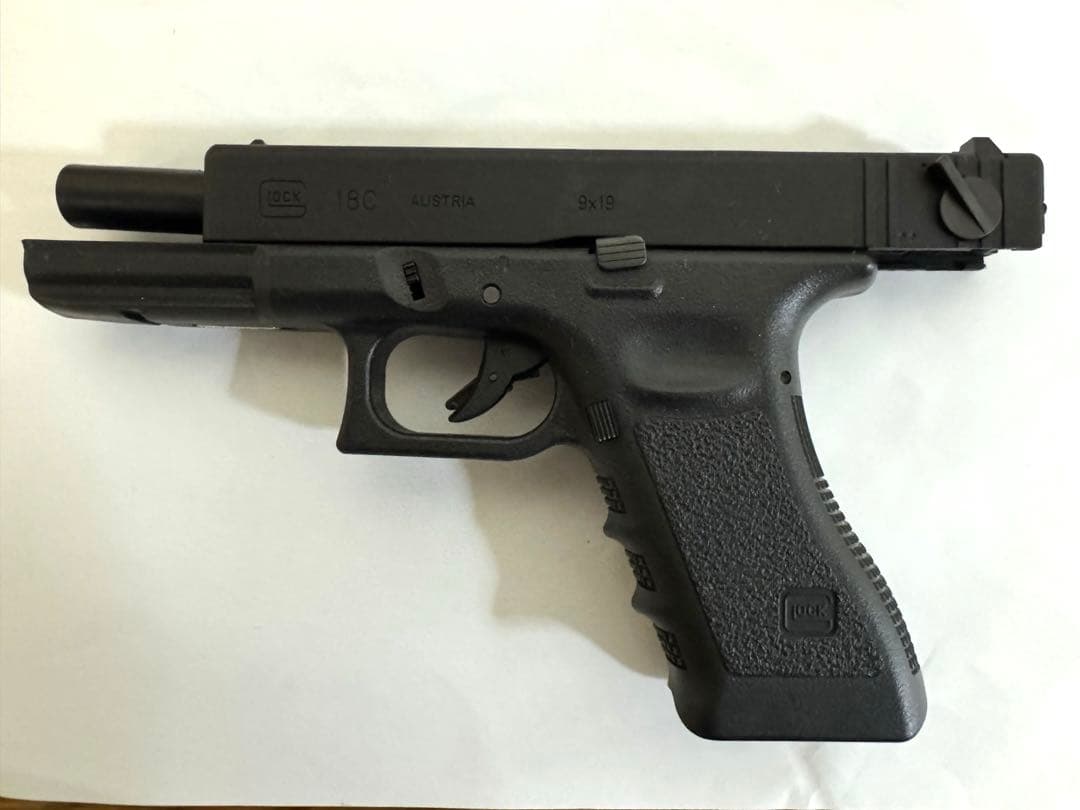 東京マルイ　GLOCK 18C ガスブローバック ５０連マガジン付き