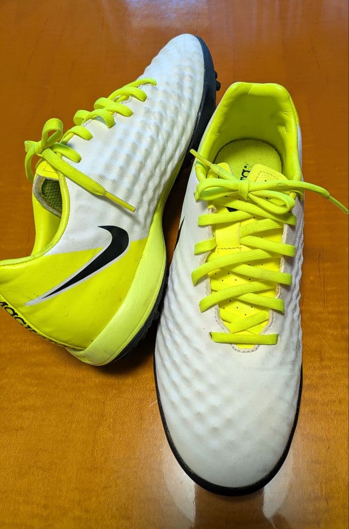 Nike MagistaＸ サッカーフットサルシューズ　26cm