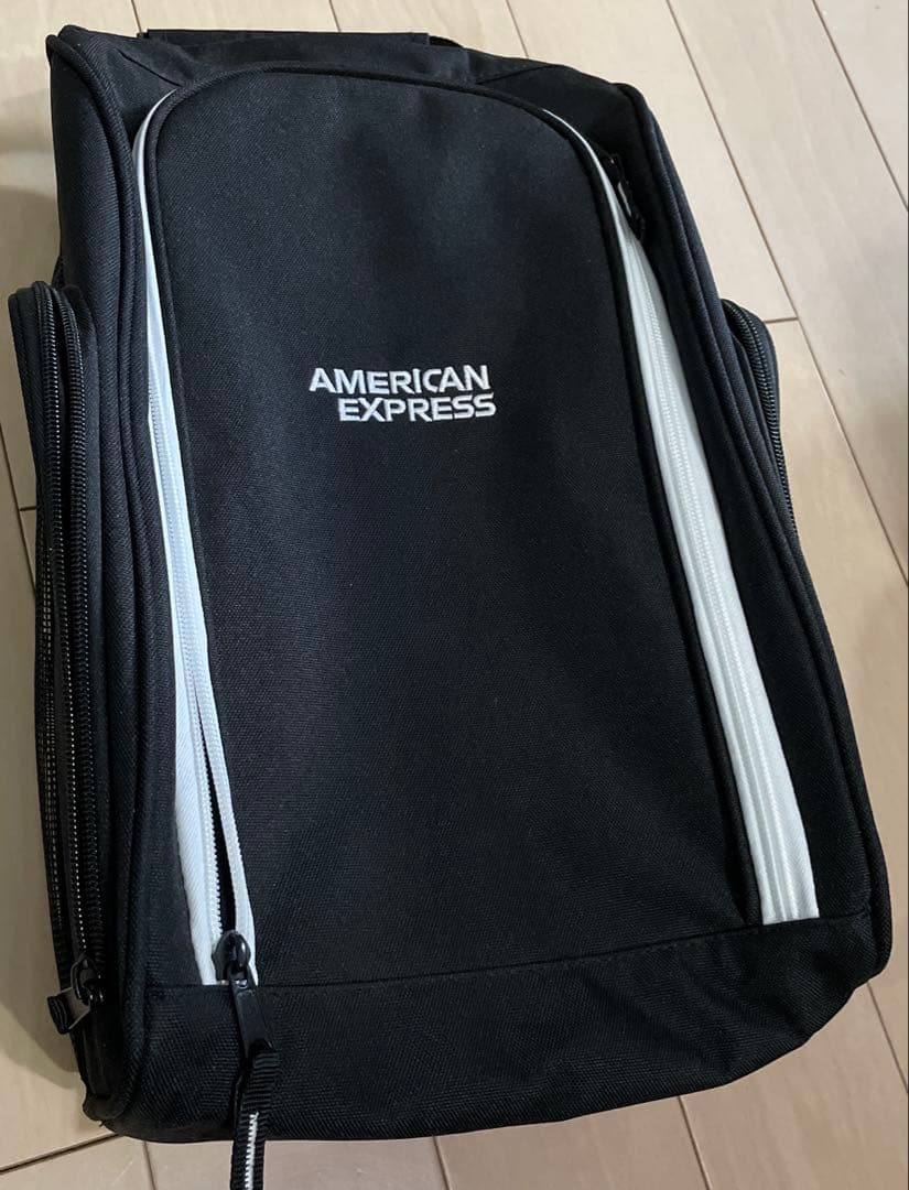 ゴルフ　シューズケース、タオル、フォーク、メタルタグ　AMEX AmCham