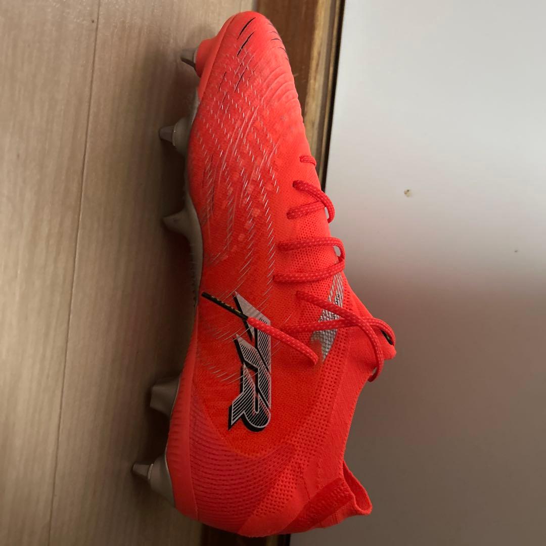 PUMA　フューチャー 9 アルティメット MXSG 27cm ナップサック付き