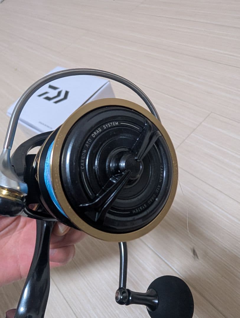DAIWA 22CALDIA SW 5000H-XH スピニングリール