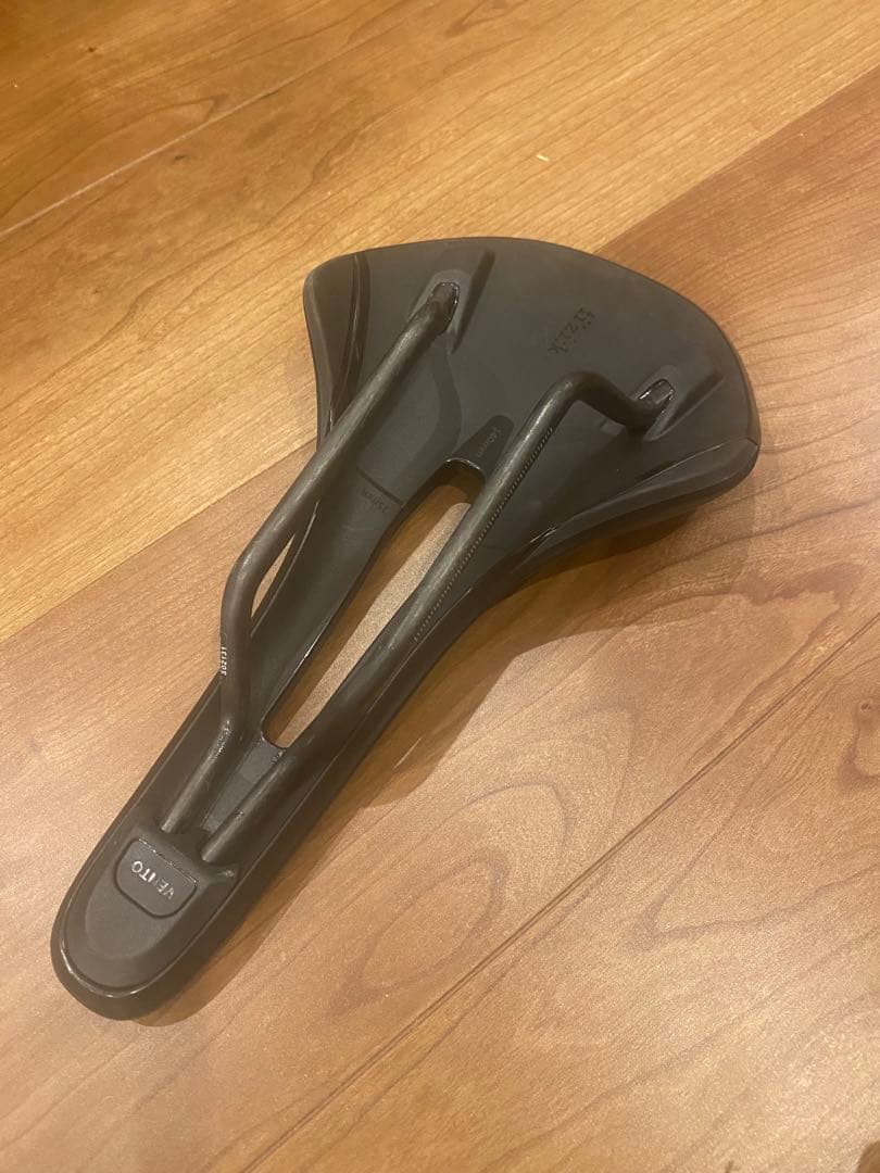 Y*K様 fi'zi:k VENTO ANTARES R1 140mm