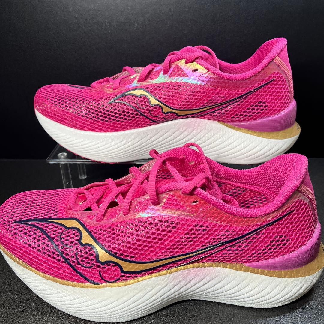 土日限定価格‼️【未使用28.0cm】SAUCONY エンドルフィンプロ3