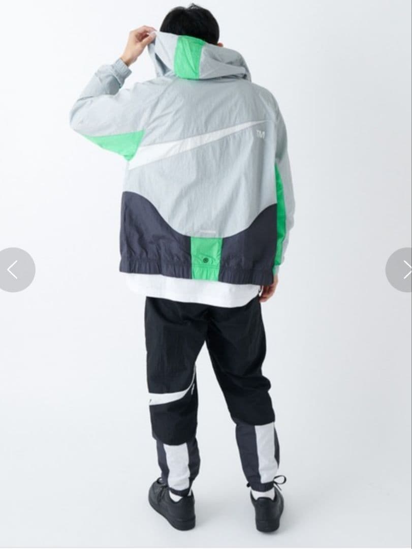 NIKE ウインドブレーカー上下【1月31日まで特価】