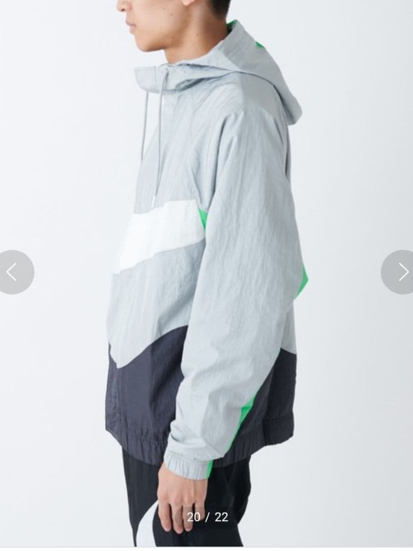 NIKE ウインドブレーカー上下【1月31日まで特価】