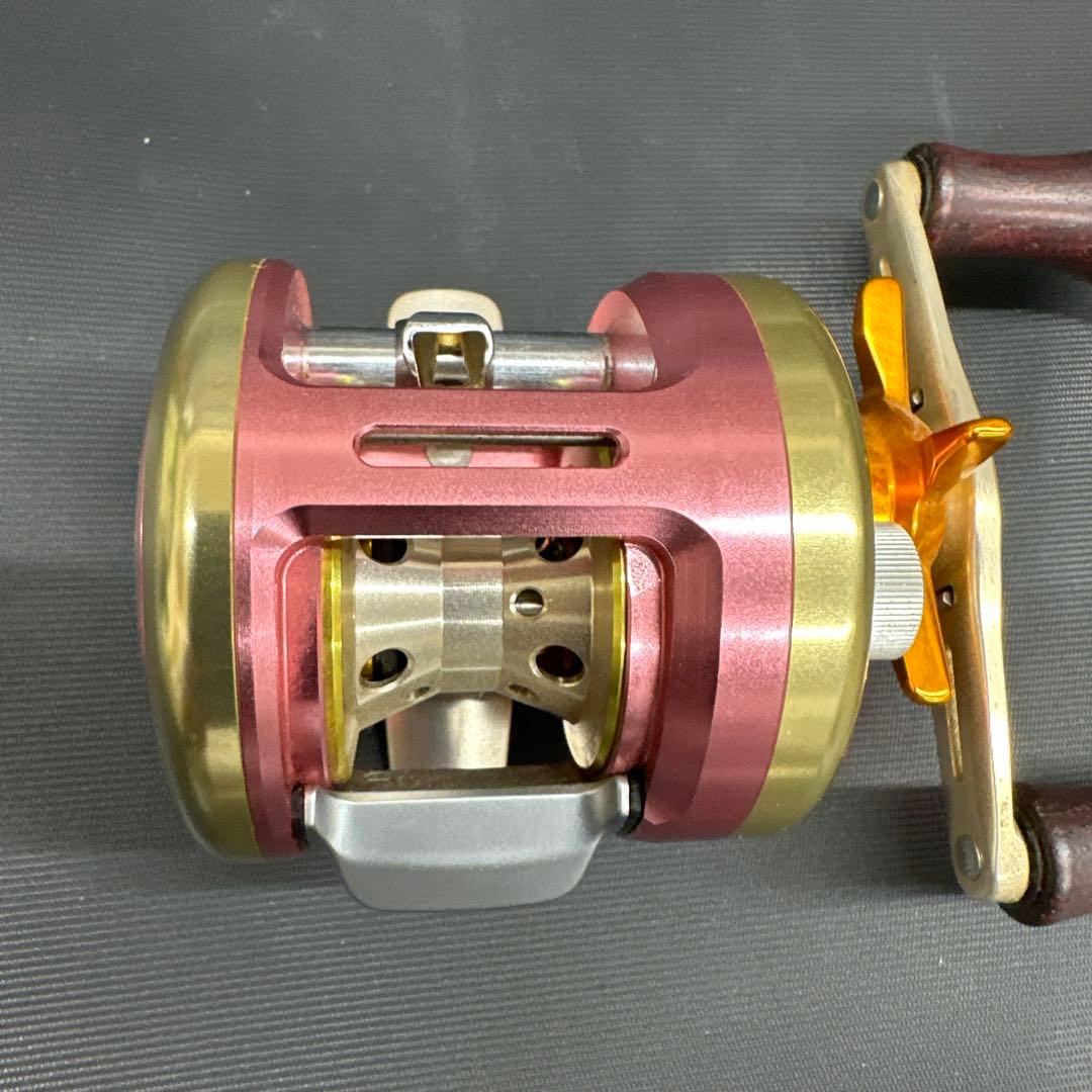 希少メガバス　M-ITO103 右巻き