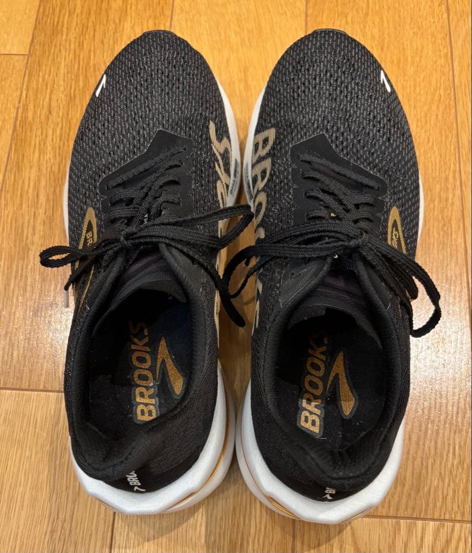 BROOKS ブルックス　ハイペリオン2 メンズ 25.5cm