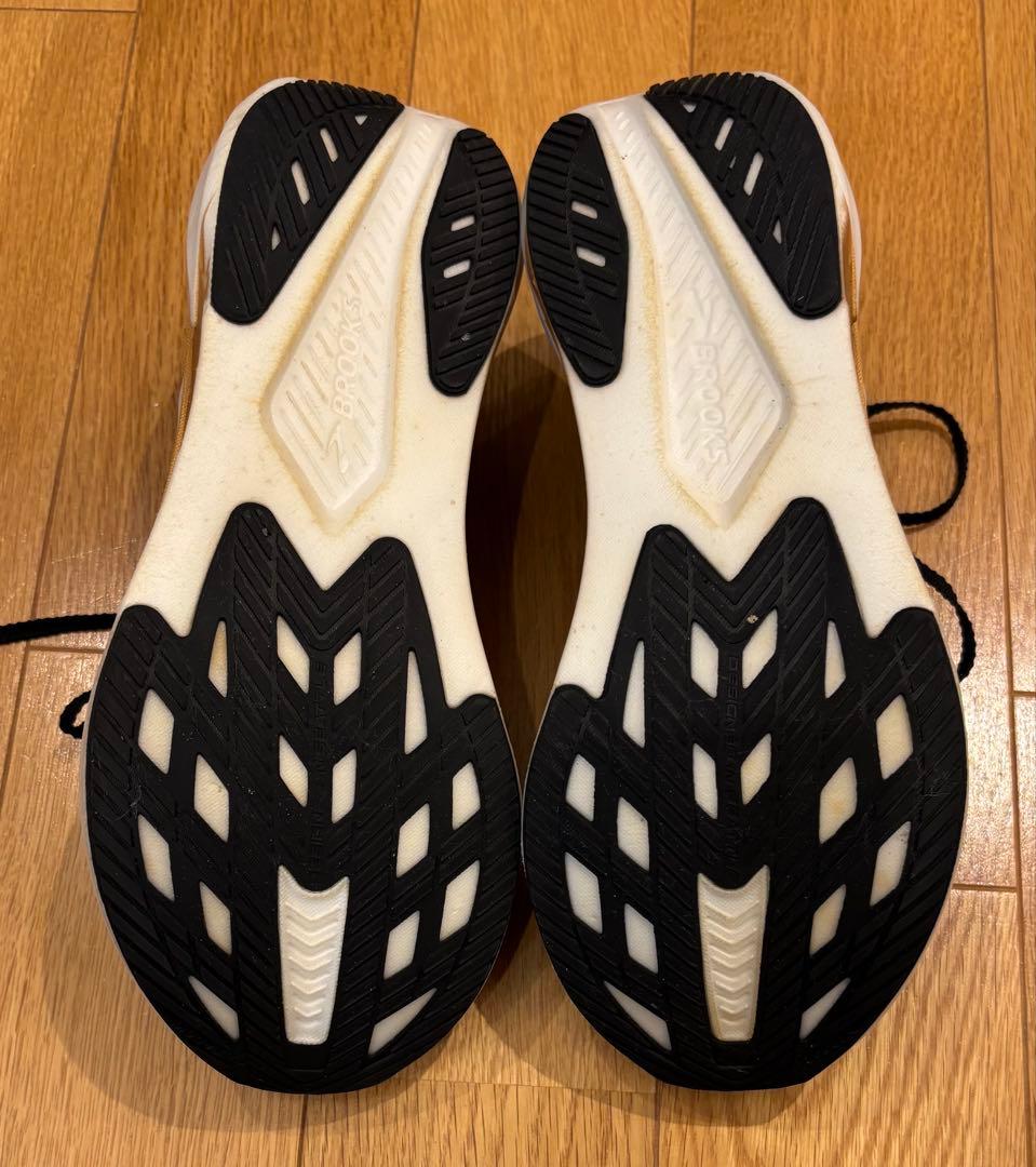 BROOKS ブルックス　ハイペリオン2 メンズ 25.5cm