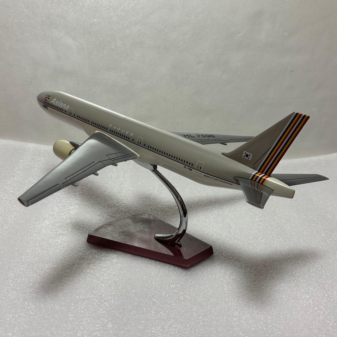 レアAsiana Airlines Boeing 777-200ER 1/200