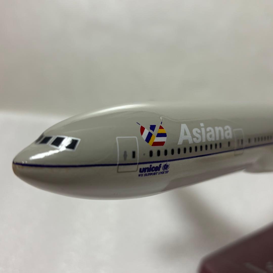 レアAsiana Airlines Boeing 777-200ER 1/200