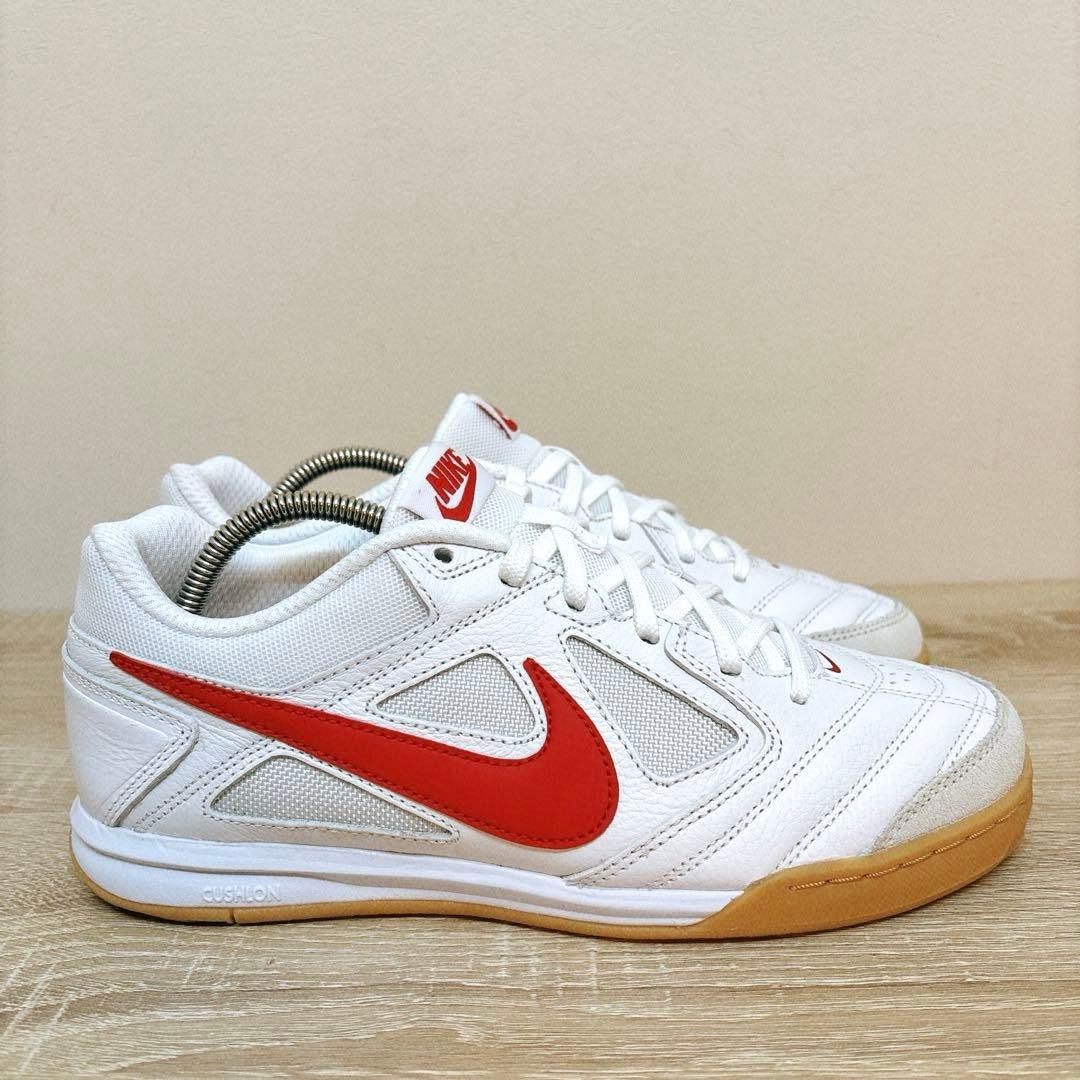 Nike ナイキ　ガト　フットサルシューズ 25cm