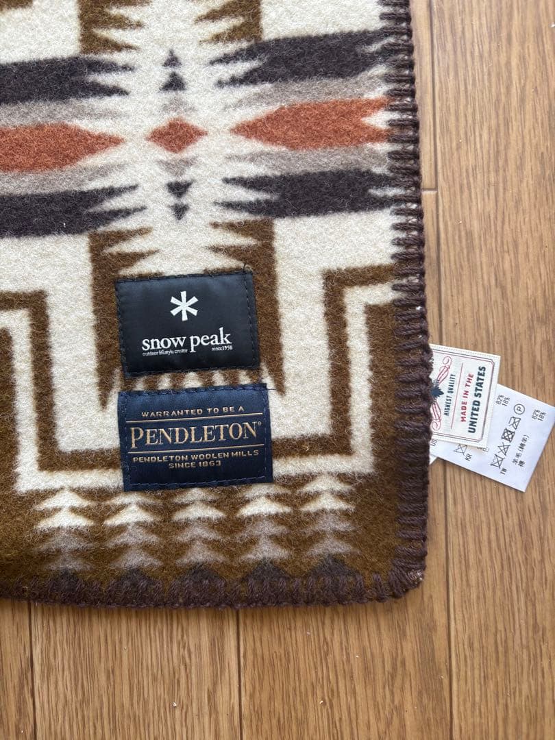 Pendleton ×  peak 幾何学模様ブランケット