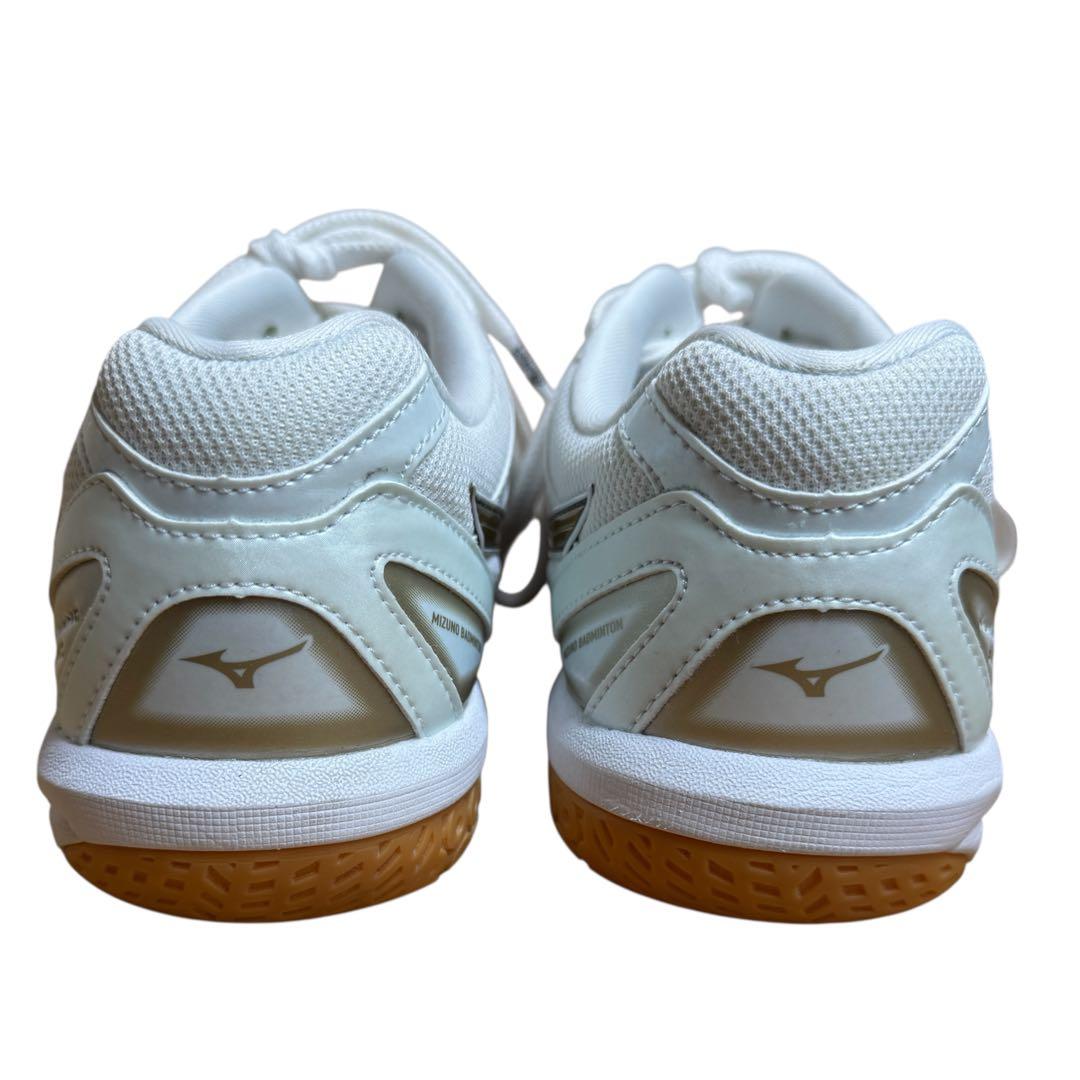 MIZUNO ミズノ バドミントンシューズ ウェーブファングPRO 25.5㎝
