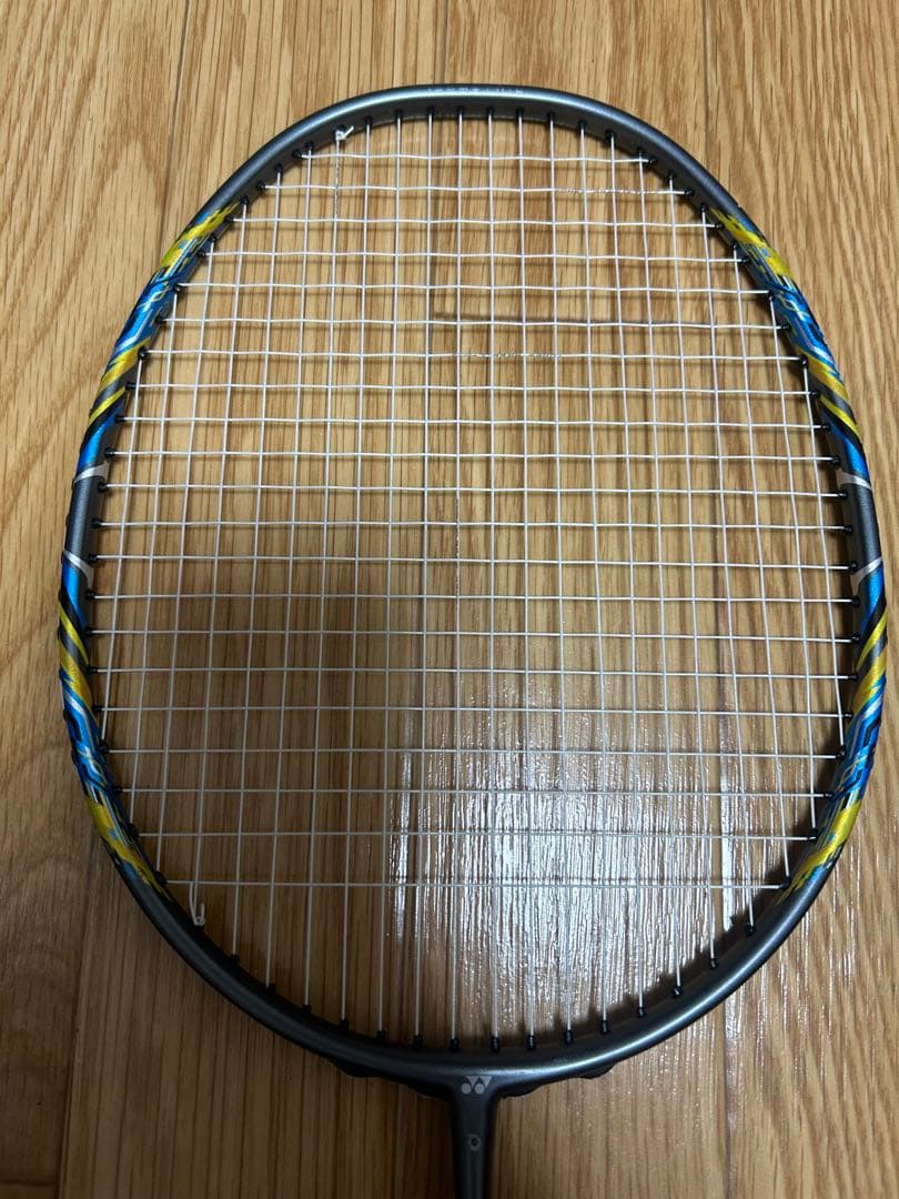 は*な様 YONEX アークセーバー3 バドミントンラケット