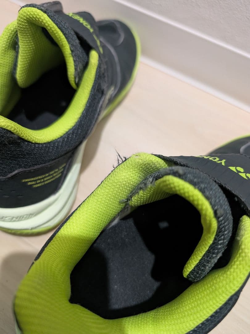 【美品】YONEX バドミントンシューズ ダイヤル24センチ