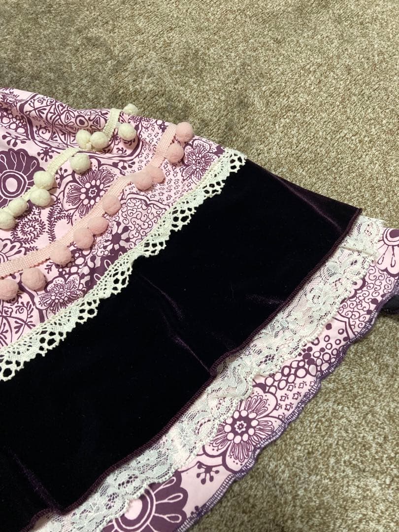 美品 ツーピース フラメンコ衣装　ストレッチ生地　レースブラウス