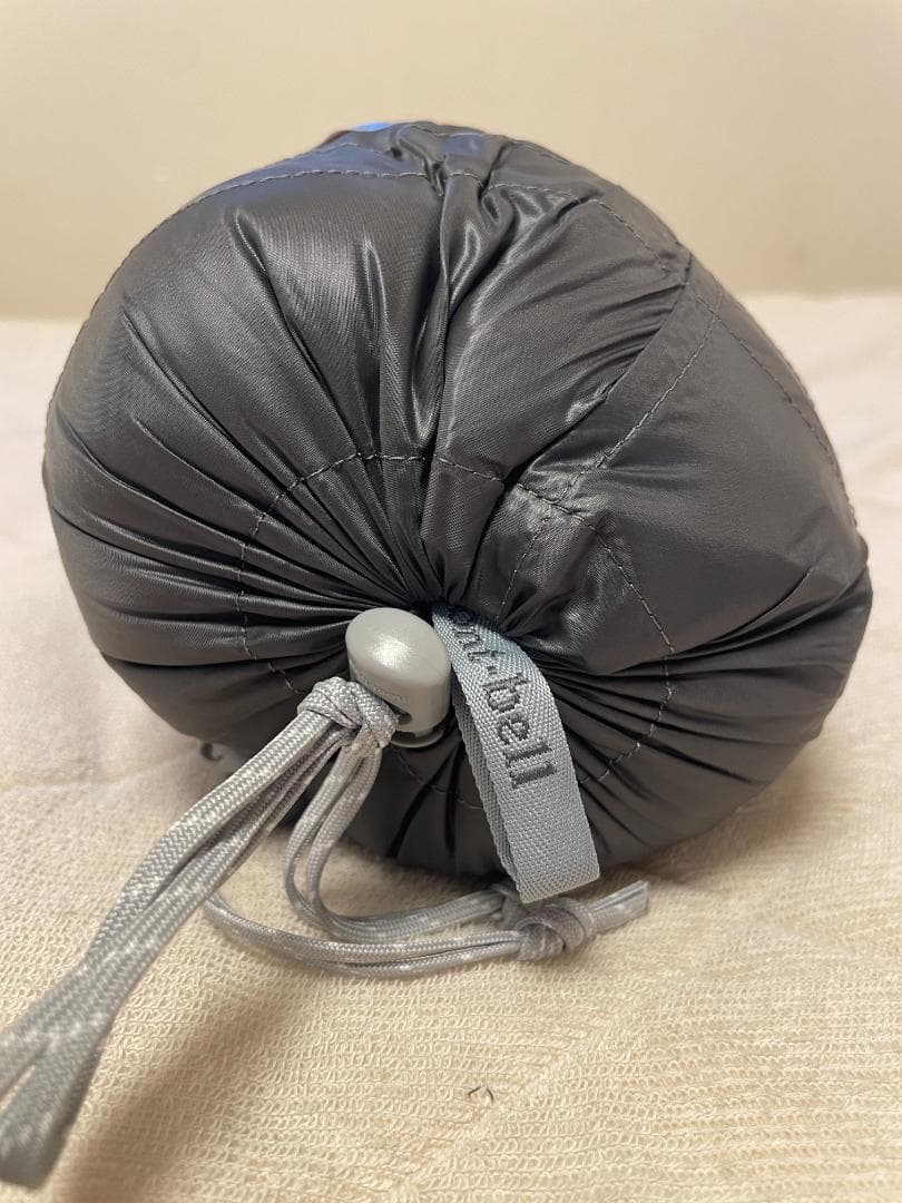新品未開封★ モンベル シームレスダウンハガー800 ♯3 レッド R/ZIP