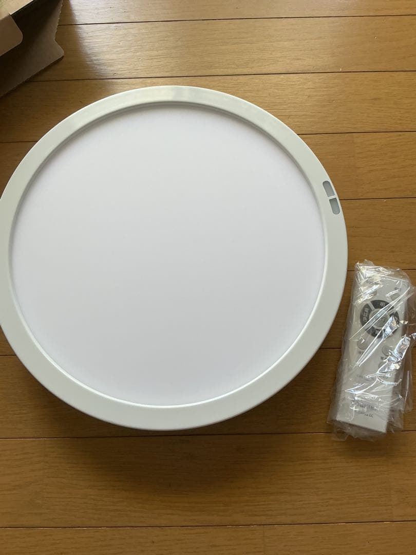 東芝　TOSHIBA　LEDシーリングライトNLEH06040E-LC