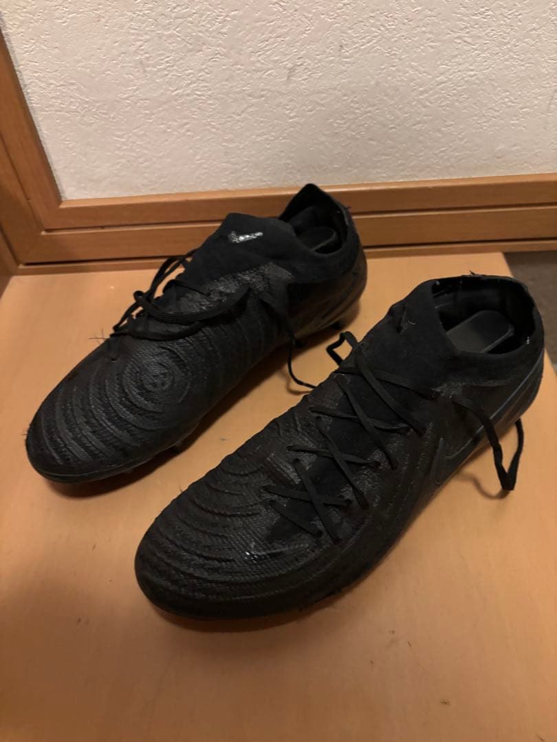 NIKE ブラック サッカーシューズ