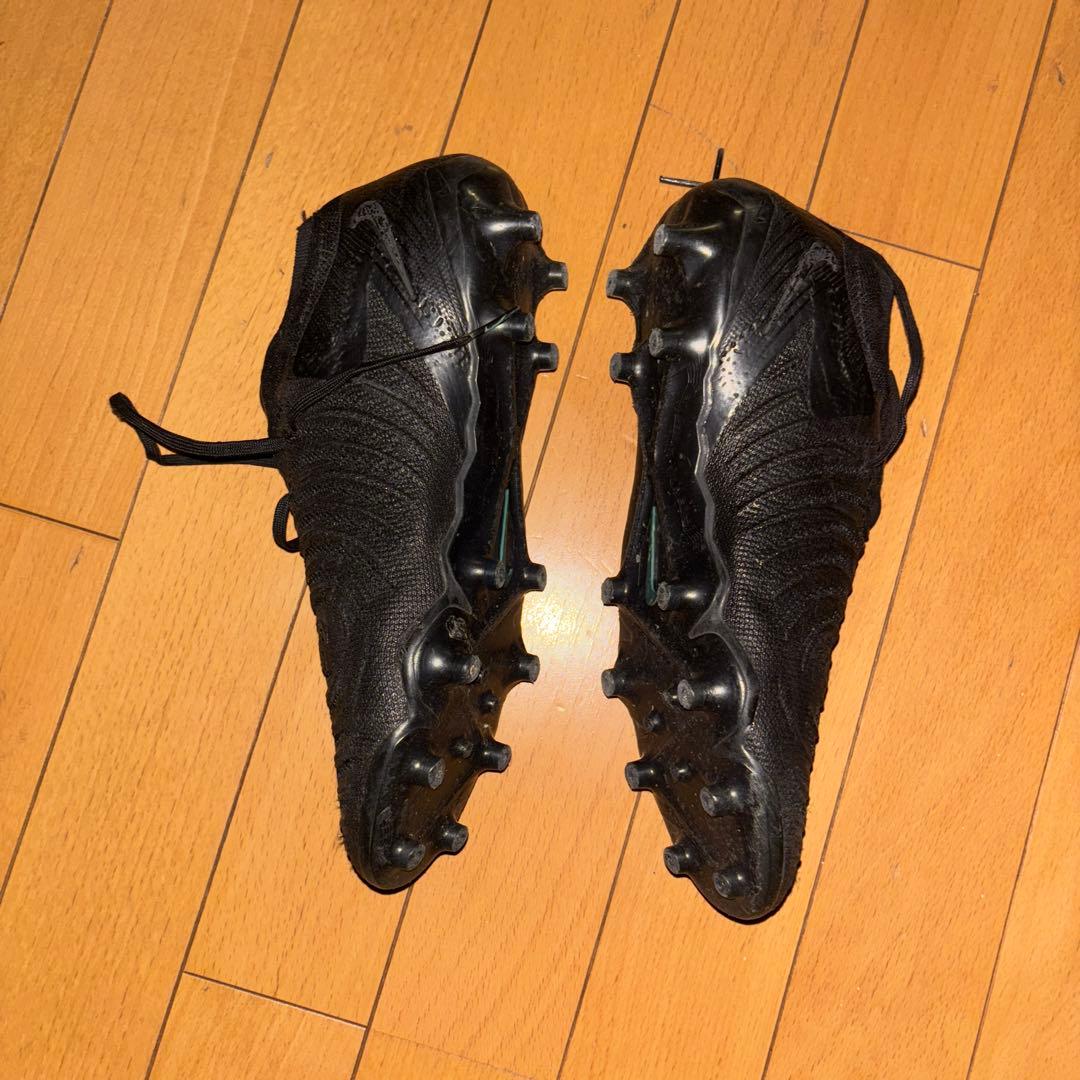 NIKE ブラック サッカーシューズ