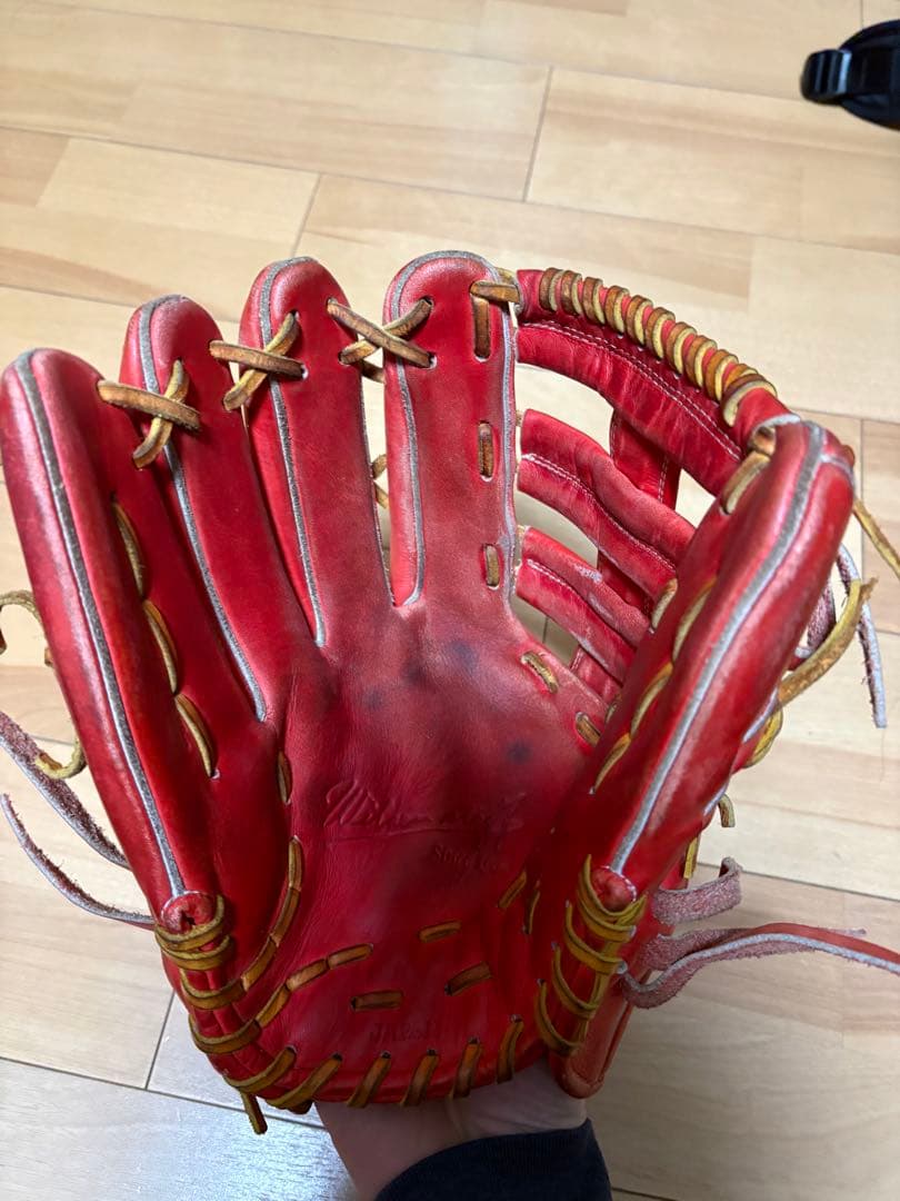 Wilson 硬式グローブ レッド